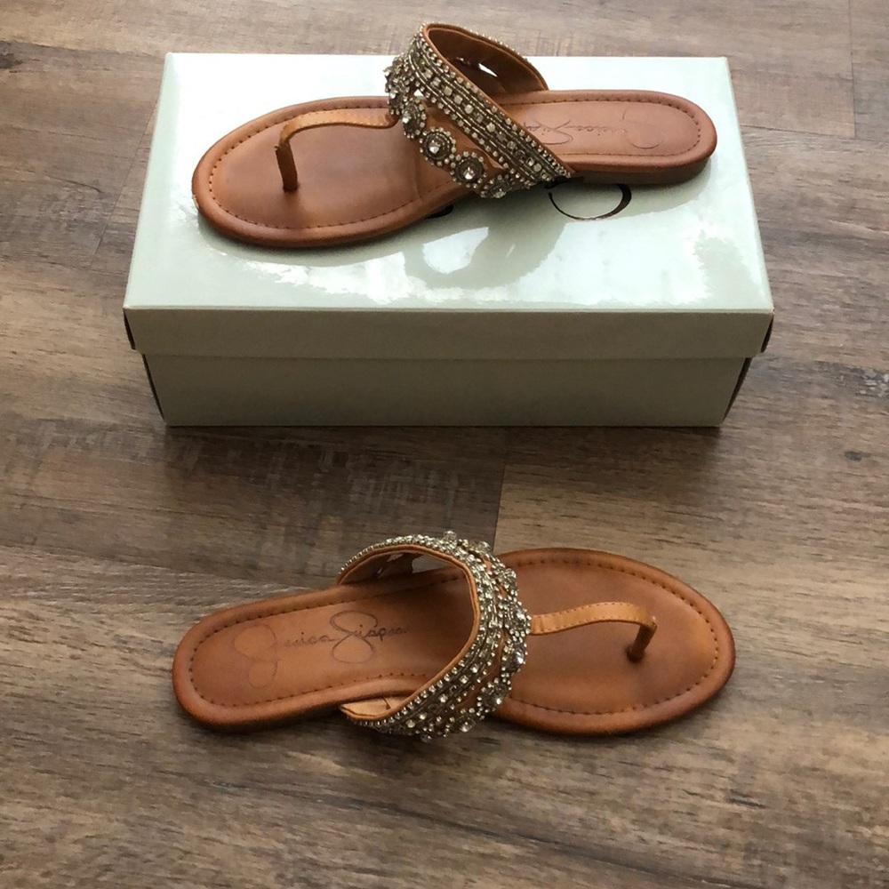Has original box. Worn once.